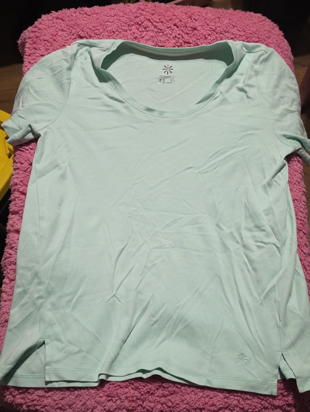 Isaac Mizrahi Light Mint Scoop Neck Short Sleeve Top